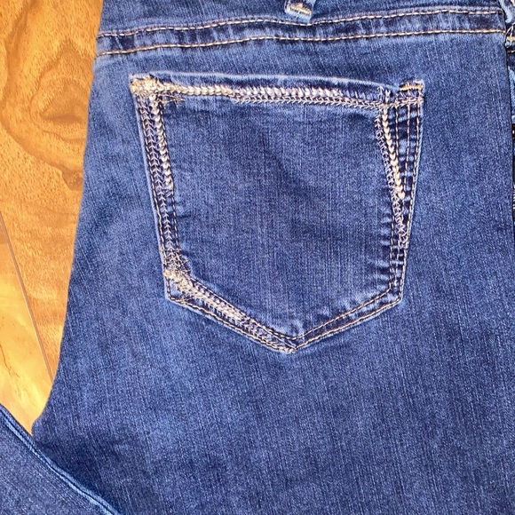 Silver Jean Co jeans (617) - Picture 2 of 10